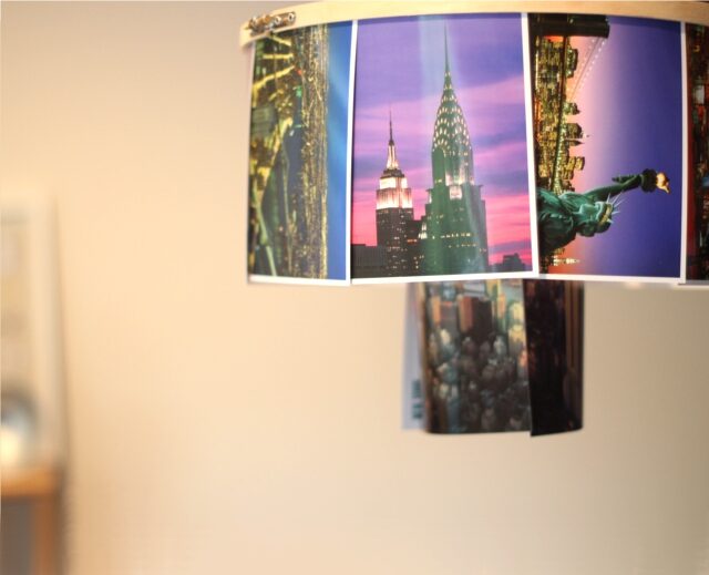 postcard-chandelier-3447607