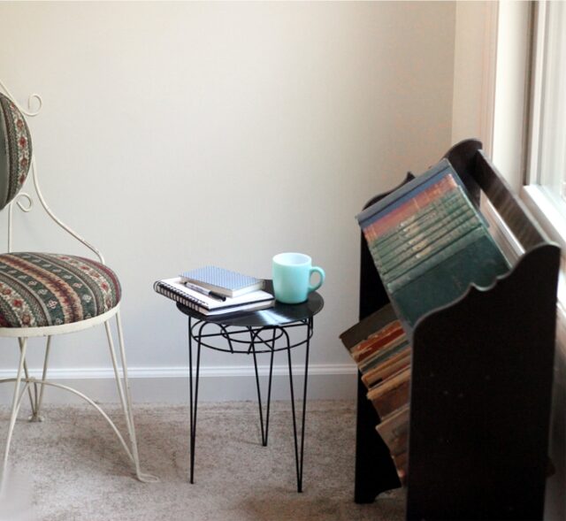 upcycled-record-side-table-5181187