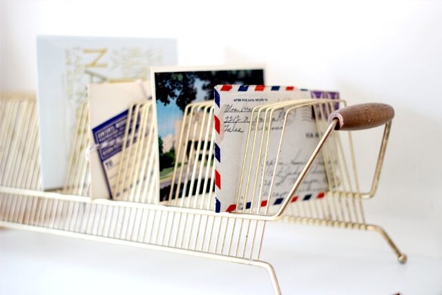 vintage-record-sorter-8340152